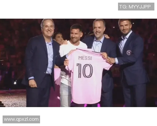 梅西加盟迈阿密国际后首次亮相赛场 引发全球球迷热议