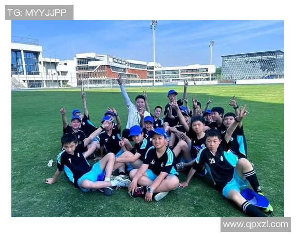 从校园到绿茵场小学生足球明星的奋斗与梦想之路 从校园到绿茵场小学生足球明星的奋斗与梦想之路